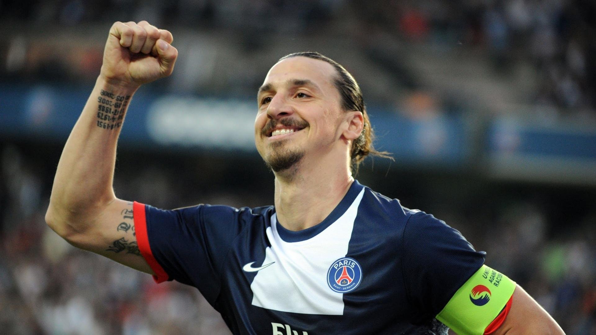 伦敦足球赛季回顾:锋线明星展现佳技,伦敦足球俱乐部分布图